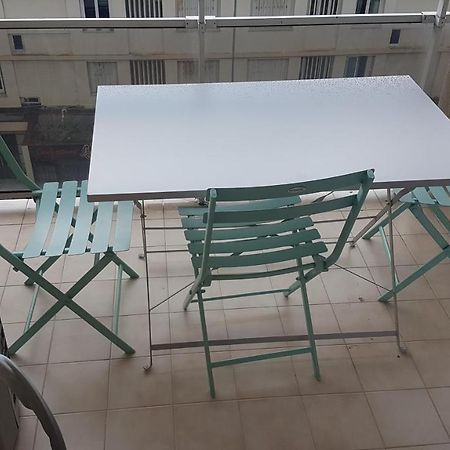 Appartement studio 3 personnes proche tram et bus à Nice Extérieur photo